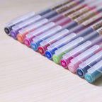 Smooth-writing markers (12 colors)
