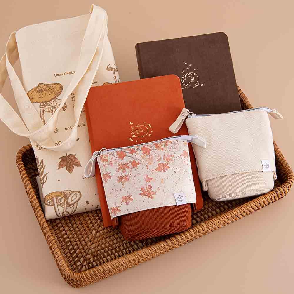 Autumn Maple Retractable Pen Pouch — 2-in-1 Pen Holder & Pouch Stone / Maple Red